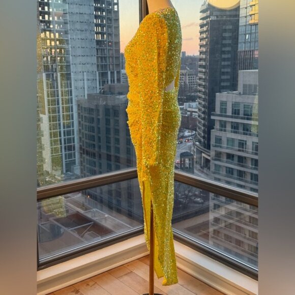 🆕 BRONX & BANCO 🧿 NWOT Ricky Asymmetrical Sequins Gown, Lemon - Sz M US 6 - Picture 9 of 16